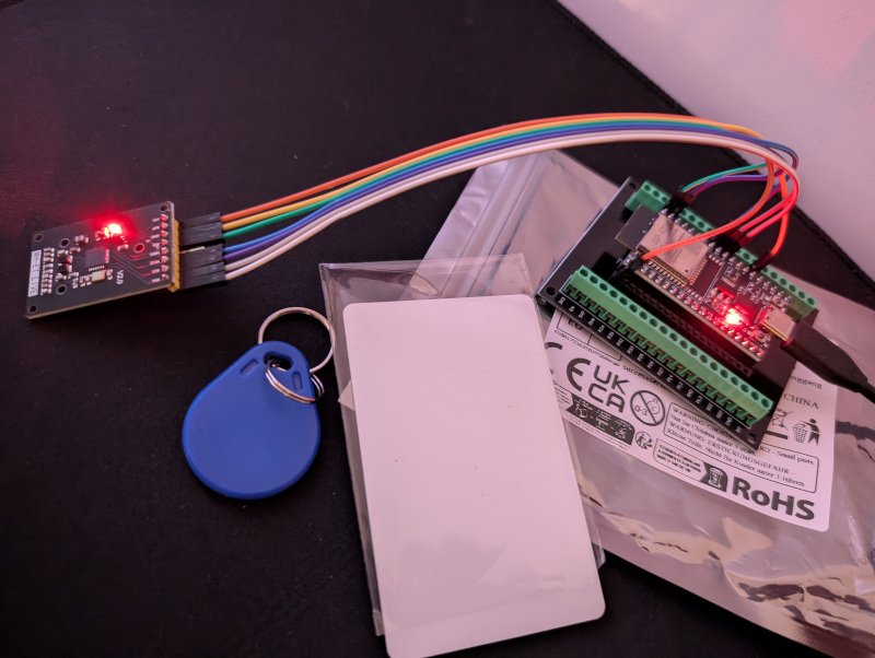 PXL_20260117_170617308